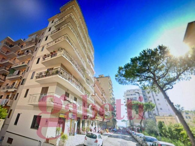 Appartamento in vendita a Oncino, Torre Annunziata