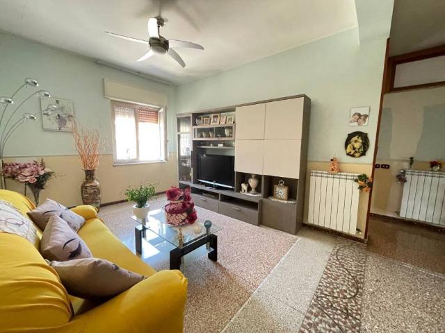 Appartamento in vendita a Torre Annunziata, Campania