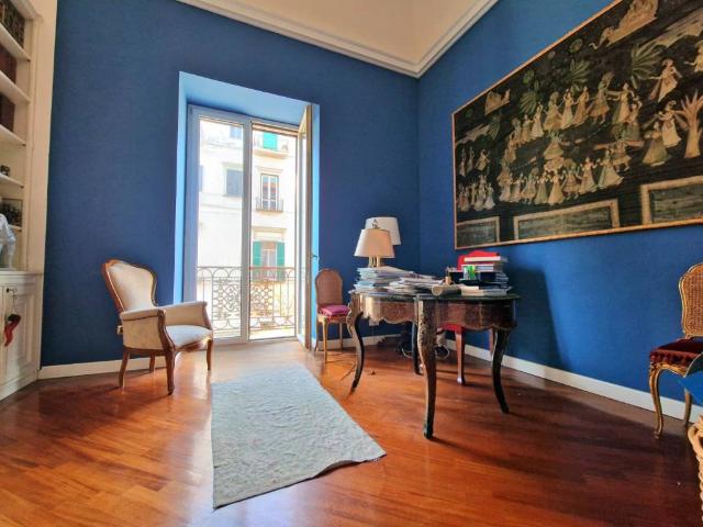 Appartamento in vendita a Oncino, Torre Annunziata