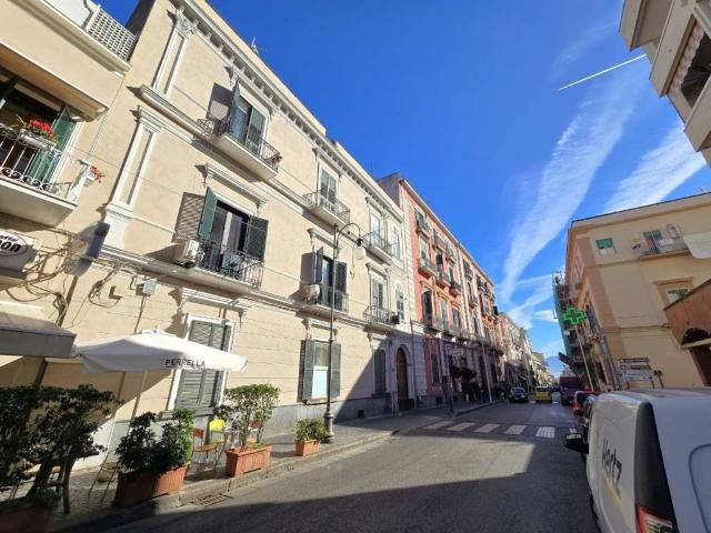 Appartamento in vendita a Oncino, Torre Annunziata