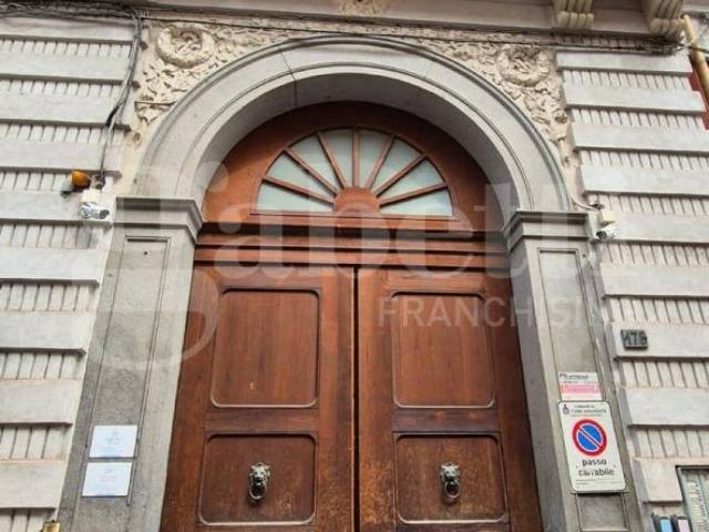 Appartamento in vendita a Oncino, Torre Annunziata