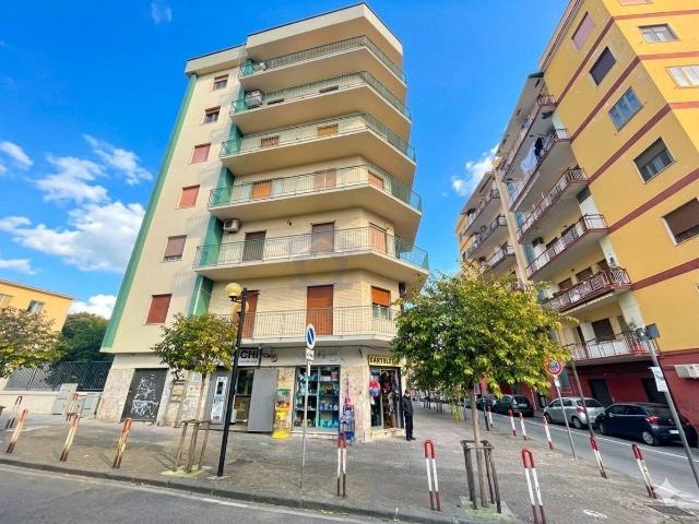 Appartamento in vendita a Oncino, Torre Annunziata