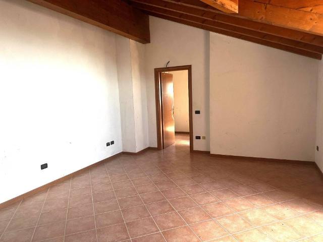 Appartamento in vendita a Torre D'arese, Lombardia