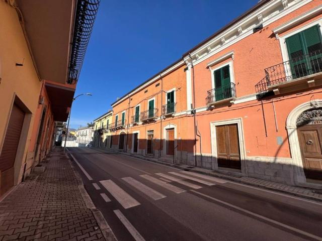Appartamento in vendita a Torre De' Passeri, Abruzzo