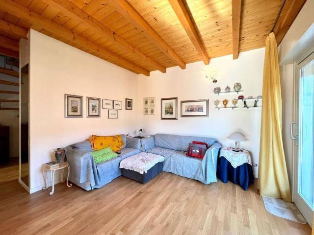 Appartamento in vendita a Torre De' Roveri, Lombardia