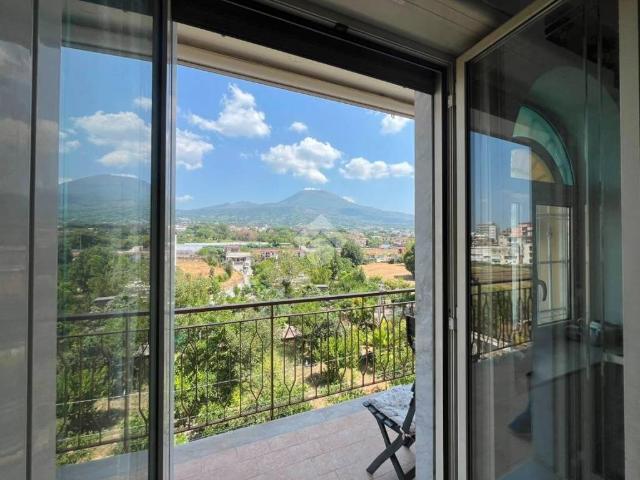 Appartamento in vendita a Sant'Antonio, Torre Del Greco