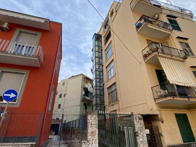 Appartamento in vendita a Sant'Antonio, Torre Del Greco