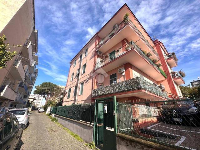 Appartamento in vendita a Lava Nuovo, Torre Del Greco