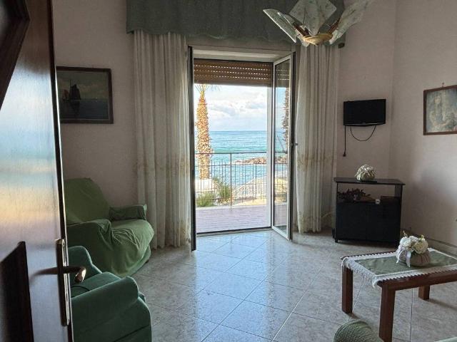 Appartamento in vendita a Santa Maria La Bruna, Torre Del Greco