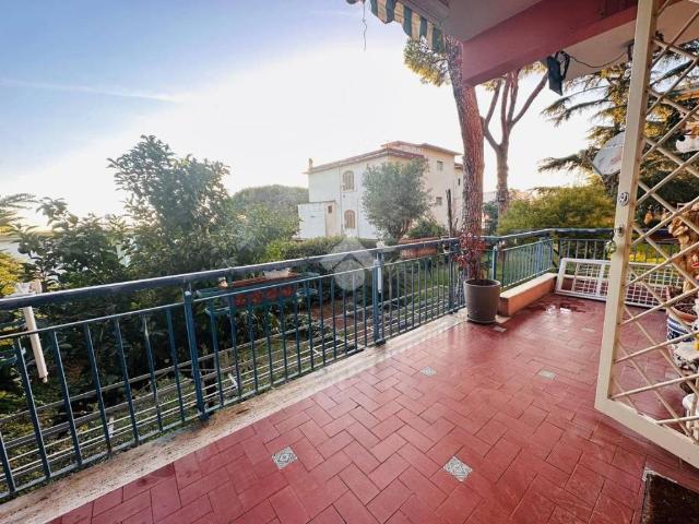 Appartamento in vendita a Lava Nuovo, Torre Del Greco