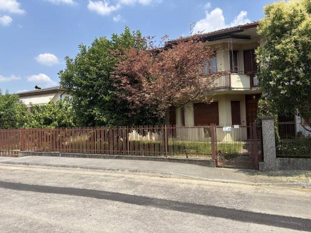 Appartamento in vendita a Torreglia, Veneto
