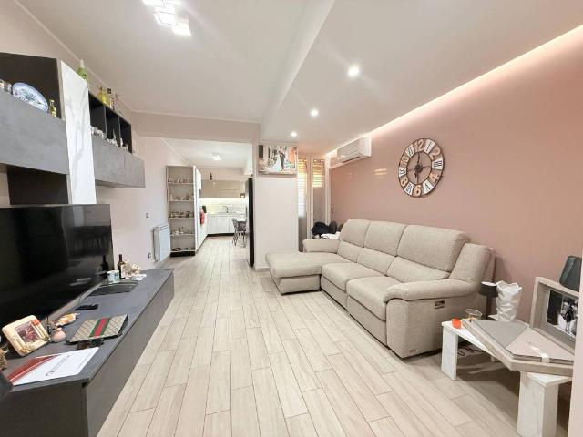 Appartamento in vendita a Torregrotta, Messina