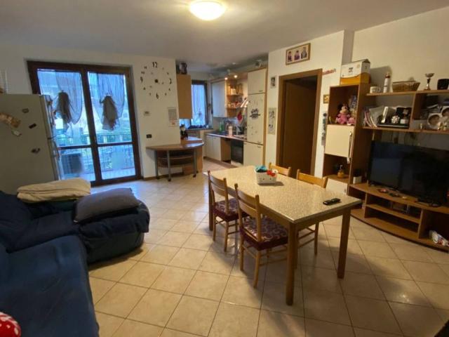 Appartamento in vendita a Torrevecchia Pia, Lombardia