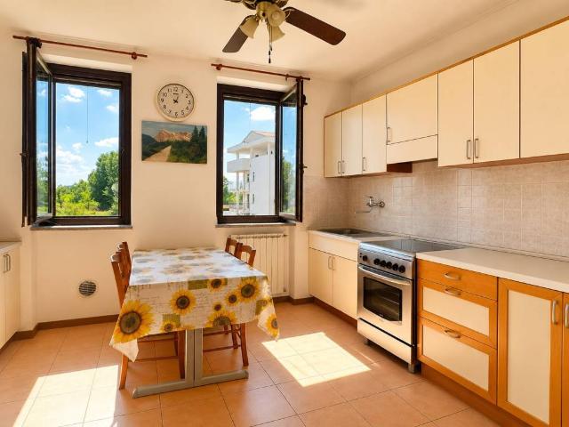 Appartamento in vendita a Torrevecchia Pia, Lombardia