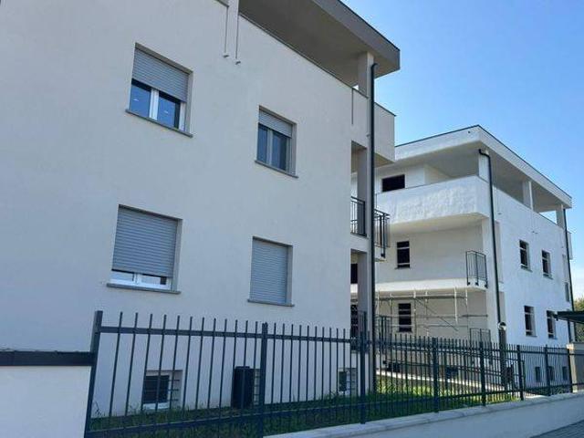 Appartamento in vendita a Torrevecchia Pia, Lombardia