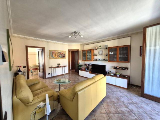 Appartamento in vendita a Torrevecchia Pia, Lombardia