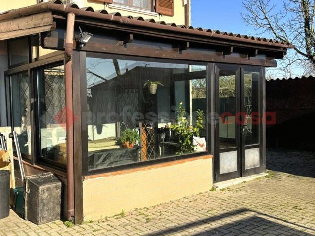 Appartamento in vendita a Torrevecchia Pia, Lombardia
