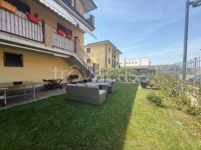 Appartamento in vendita a Torrevecchia Pia, Lombardia