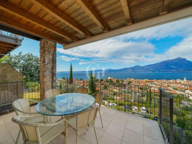 Appartamento in vendita a Loncrino, Torri Del Benaco