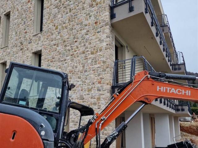 Appartamento in vendita a Loncrino, Torri Del Benaco