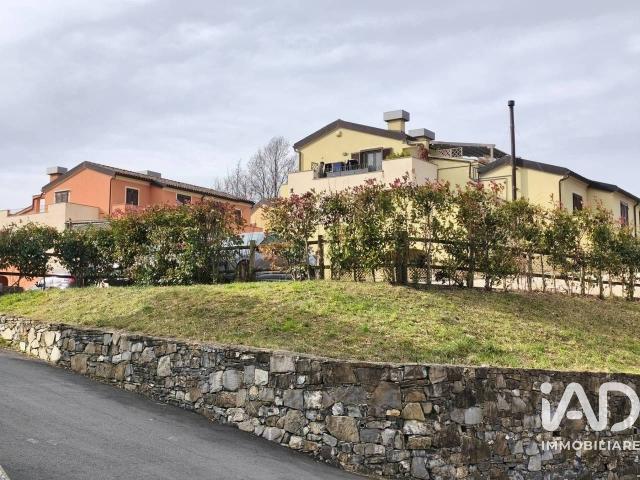 Appartamento in vendita a Prato, Torriglia