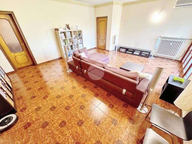 Appartamento in vendita a Torrile, San Polo
