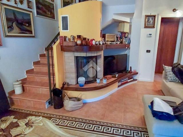 Appartamento in vendita a Torrile, San Polo