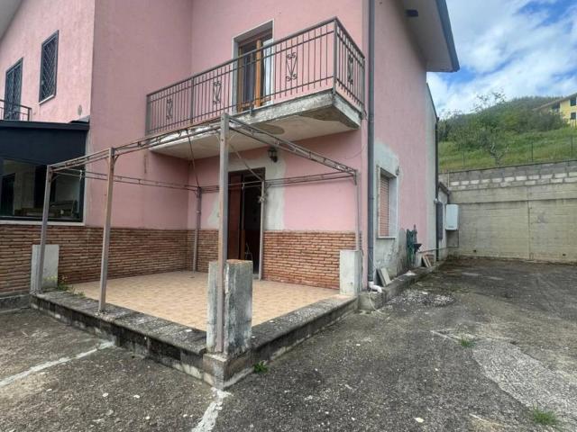 Appartamento in vendita a Torrioni, Campania