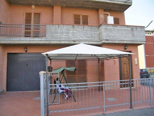 Appartamento in vendita a Torrita di Siena, Siena