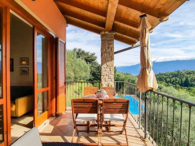 Appartamento in vendita a Comunità Montana Parco Alto Garda bresciano, Toscolano Maderno