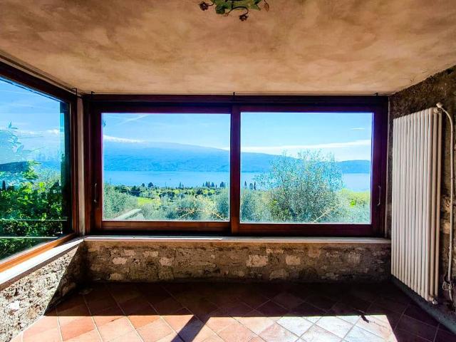 Appartamento in vendita a Comunità Montana Parco Alto Garda bresciano, Toscolano Maderno