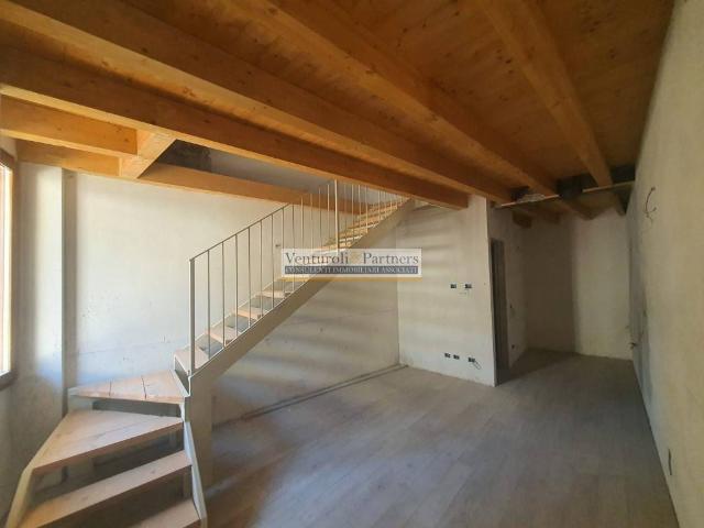 Appartamento in vendita a Comunità Montana Parco Alto Garda bresciano, Toscolano Maderno