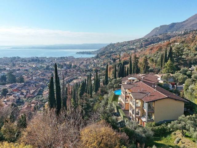 Appartamento in vendita a Comunità Montana Parco Alto Garda bresciano, Toscolano Maderno