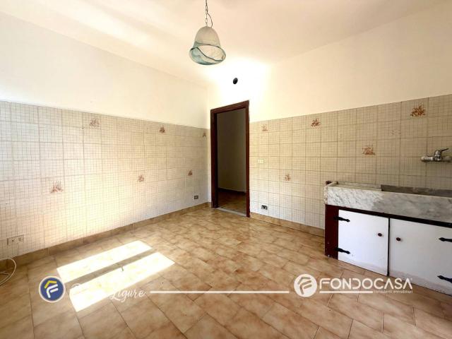 Appartamento in vendita a Tovo San Giacomo, Liguria