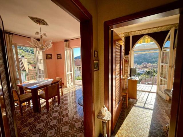 Appartamento in vendita a Tovo San Giacomo, Liguria