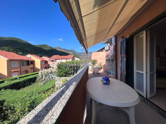 Appartamento in vendita a Tovo San Giacomo, Liguria