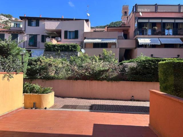 Appartamento in vendita a Tovo San Giacomo, Liguria