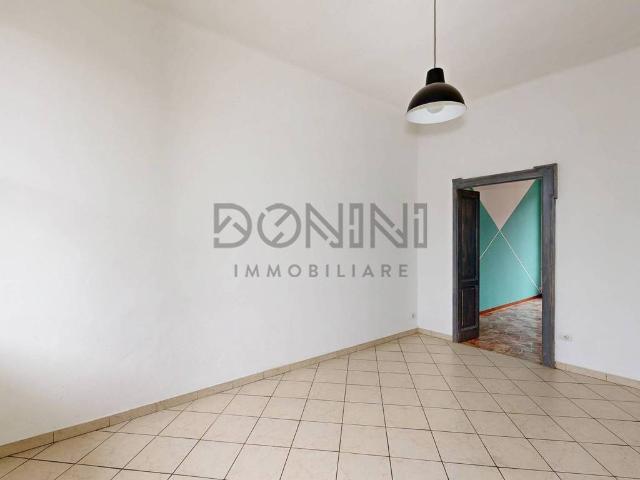 Appartamento in vendita a Tradate, Lombardia