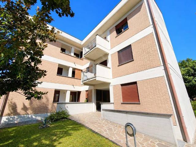 Appartamento in vendita a Tradate, Lombardia