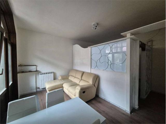 Appartamento in vendita a Barnasc, Tradate