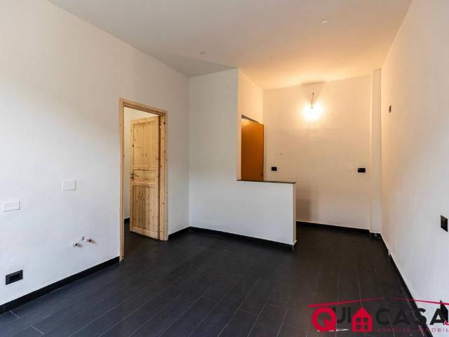 Appartamento in vendita a Tradate, Lombardia