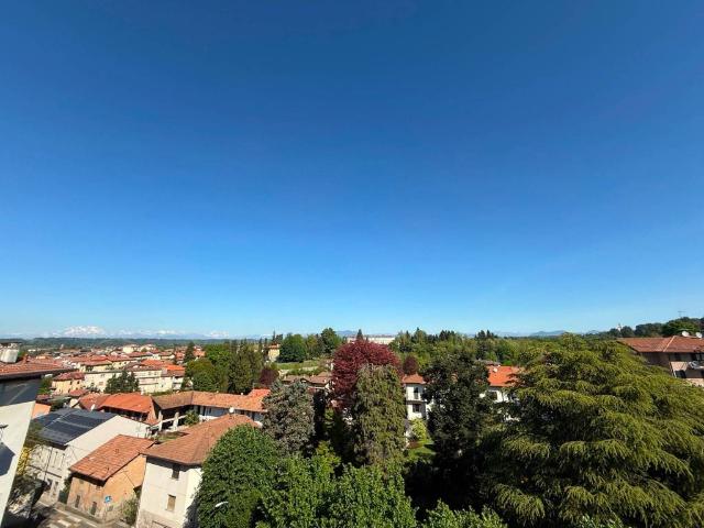 Appartamento in vendita a Lodula, Tradate