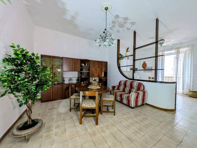 Appartamento in vendita a Trani, Barletta-Andria-Trani