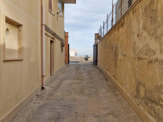 Appartamento in vendita a Puglia, Barletta-andria-trani