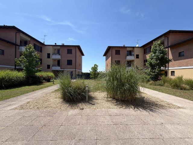 Appartamento in vendita a Travacò Siccomario, Lombardia