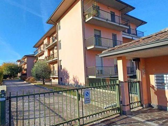 Appartamento in vendita a Travacò Siccomario, Lombardia