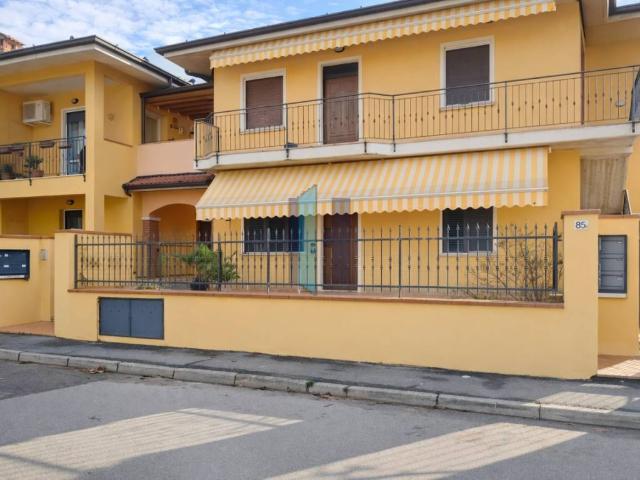Appartamento in vendita a Travagliato, Lombardia