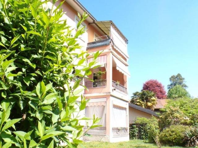 Appartamento in vendita a Travedona Monate, Lombardia