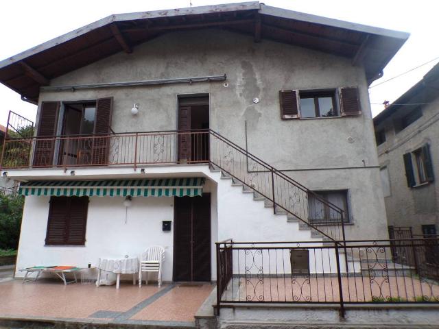 Appartamento in vendita a Travedona Monate, Lombardia
