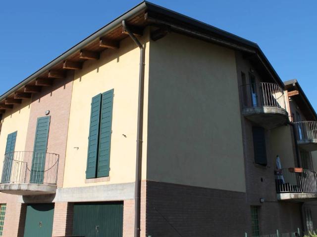 Appartamento in vendita a Traversetolo, Reggio Emilia